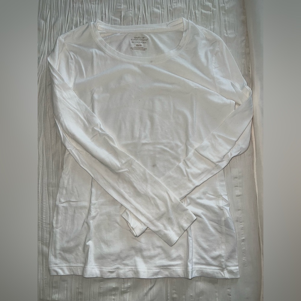 Banana Republic Factory White Long Sleeve Tee